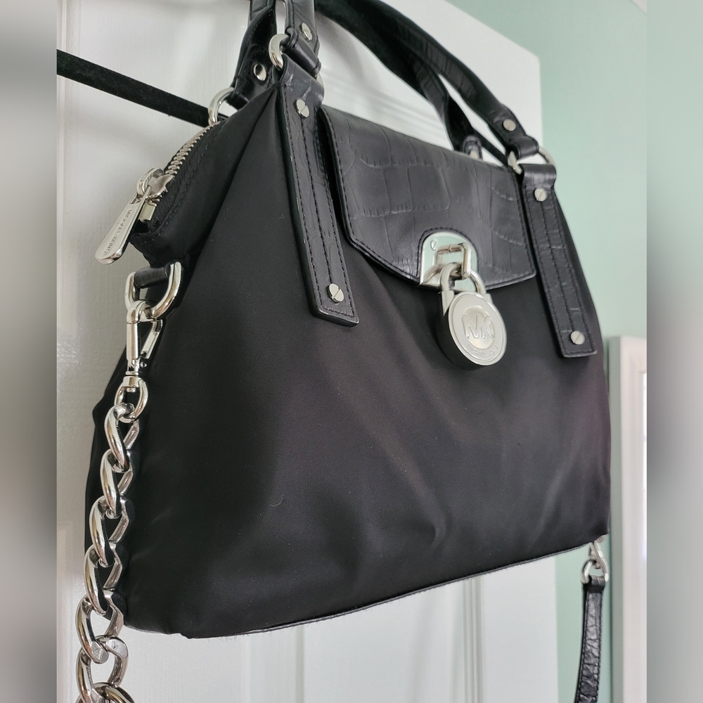 Michael Kors Hamilton Slouchy Satchel W/ Detachable Strap and Storage Bag Black